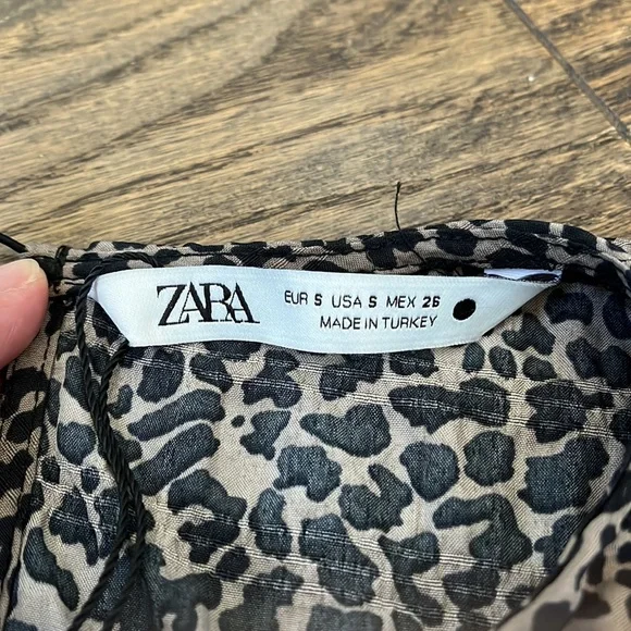 Zara dress - Picture 4 of 6